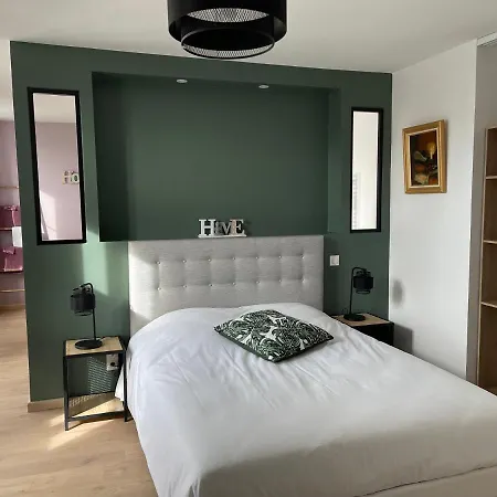 La Petite Irlande Nocleg ze śniadaniem 3*